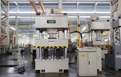 國標315噸四柱液壓機自重多少噸？