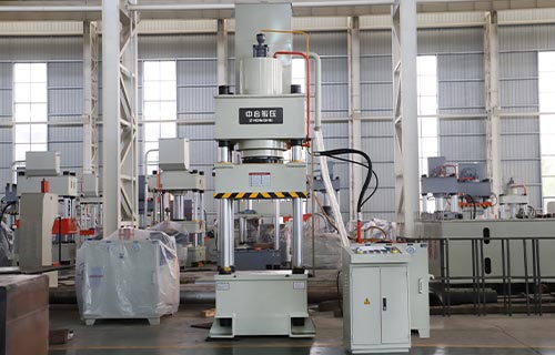 怎樣選購四柱液壓機？分享專業(yè)建議