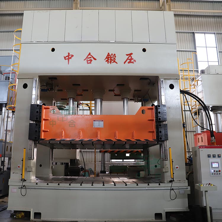 350噸汽車內(nèi)飾件成型液壓機(jī).jpg 350噸汽車內(nèi)飾件成型液壓機(jī).jpg